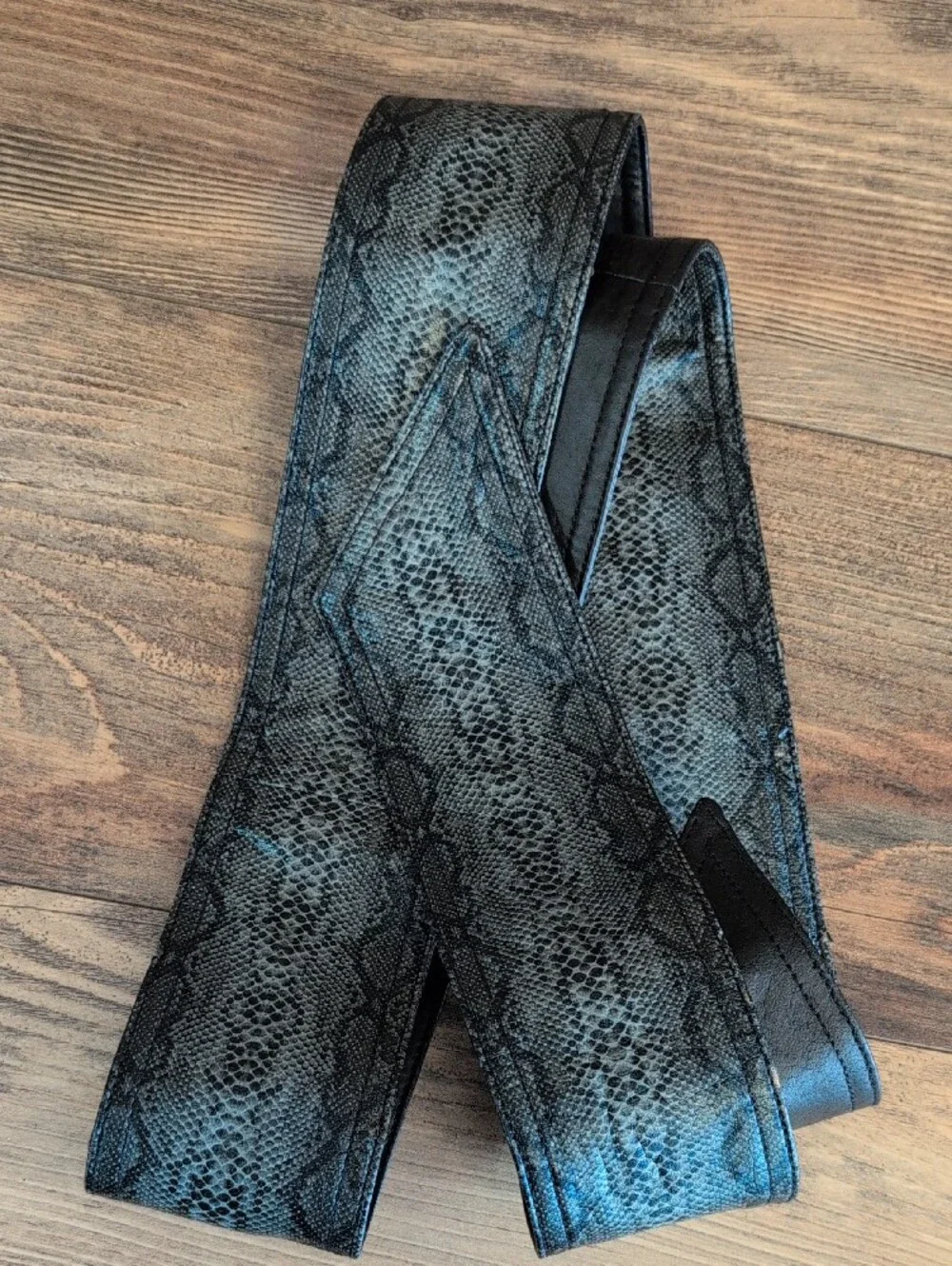 Snakeskin Print Leather Feel Waist Wide Sash Obi Belt